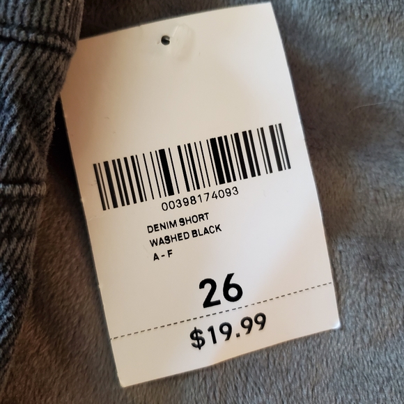 Black Denim Concert Shorts - Picture 3 of 4